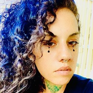 Meet your Posher, Chevonne